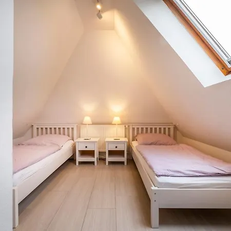 Wiesenblick, Familie Creutz *